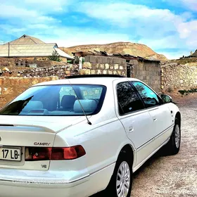 Toyota Camry 1999