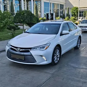 Toyota Camry 2016