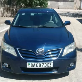 Toyota Camry 2011