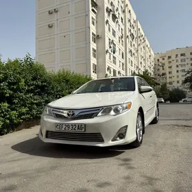 Toyota Camry 2012