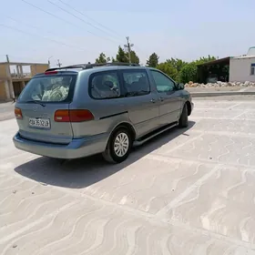Toyota Sienna 2000