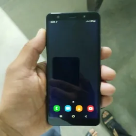 samsung a7 (2018)