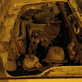 Lada 2105 1986