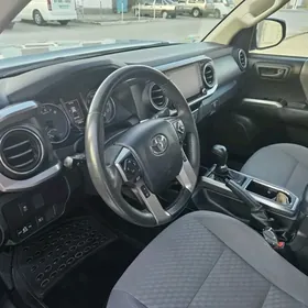 Toyota Tacoma 2019