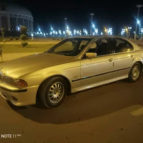 BMW E39 1998