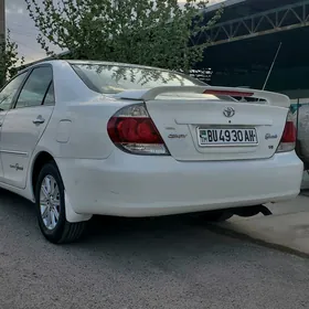 Toyota Camry 2005