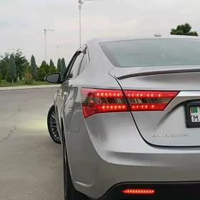 Toyota Avalon 2014