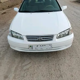 Toyota Camry 2000