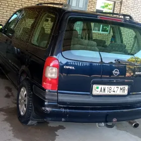 Opel Sintra 1999