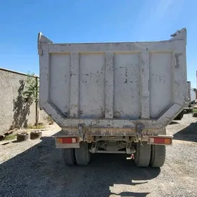 Howo Sinotruk 2010