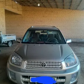 Toyota RAV4 2001