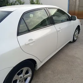 Toyota Corolla 2011