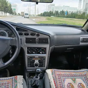 Daewoo Nexia 2010