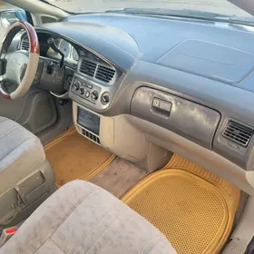 Toyota Sienna 2001