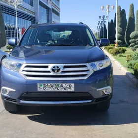 Toyota Highlander 2013
