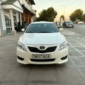 Toyota Camry 2011