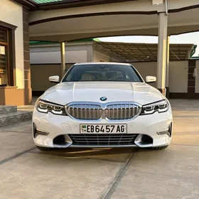 BMW 330 2021