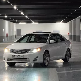 Toyota Camry 2012