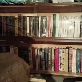 книжные полки