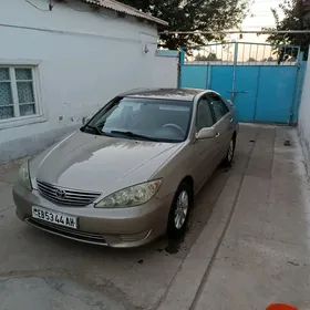Toyota Camry 2005