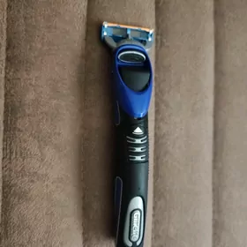 Gillette 2 in 1