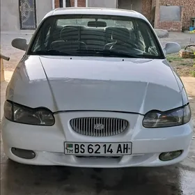 Hyundai Sonata 1997