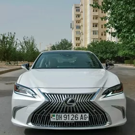 Lexus ES 350 2019