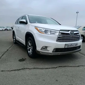 Toyota Highlander 2016
