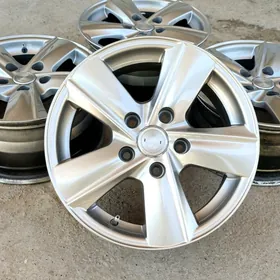 Diska 15 lik...Toyota