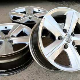 Diska 16 lyk ..Toyota