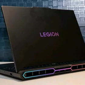LENOVO LEGION PRO 7