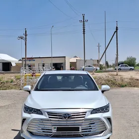 Toyota Avalon 2022