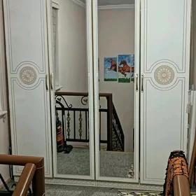 Şkaf, spalniy şifoner. шкаф