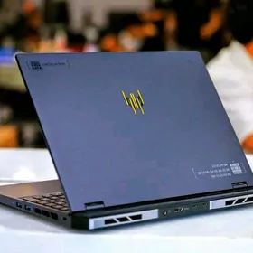 RTX 4060 / i7-14 / RAM 16GB