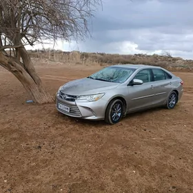 Toyota Camry 2017
