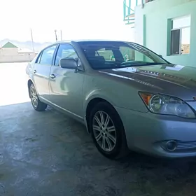 Toyota Avalon 2005