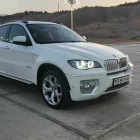 BMW X6 2011