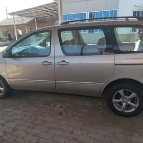 Toyota Sienna 2000