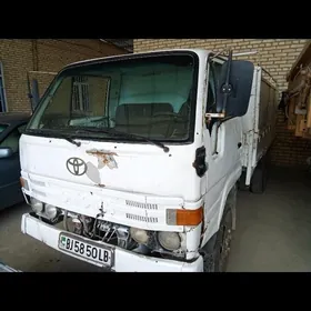 Toyota Dyna 1996