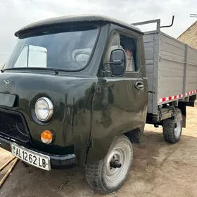 UAZ 452 1984
