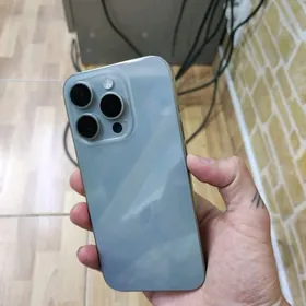 iPhone 15 pro 128