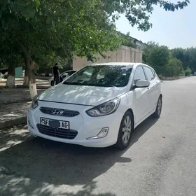 Hyundai Accent 2014