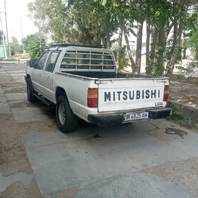 Mitsubishi L200 1997