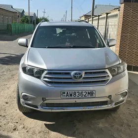 Toyota Highlander 2011