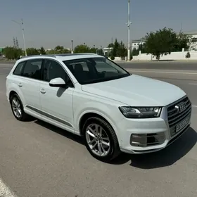 Audi Q7 2017