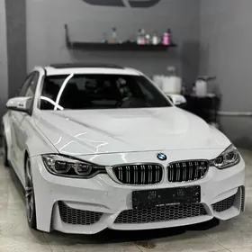 BMW F30 2013