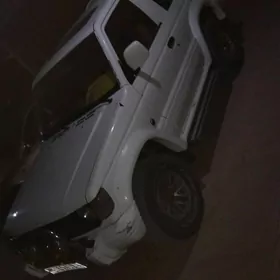 Mitsubishi Pajero 1993