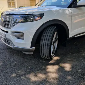 Ford Explorer 2020