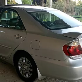 Toyota Camry 2005