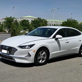 Hyundai Sonata 2021